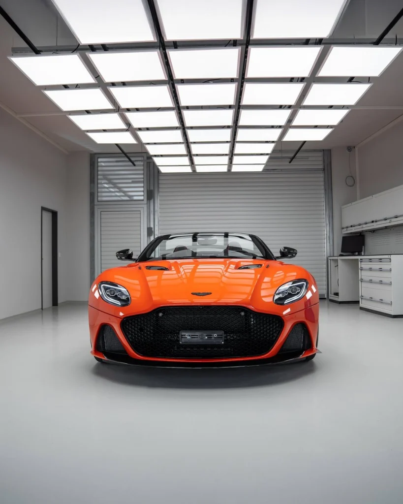 Aston Martin DBS Superleggera Volante: Ready for collection
