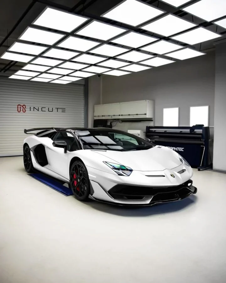 Lamborghini Aventador SVJ Roadster: In the studio