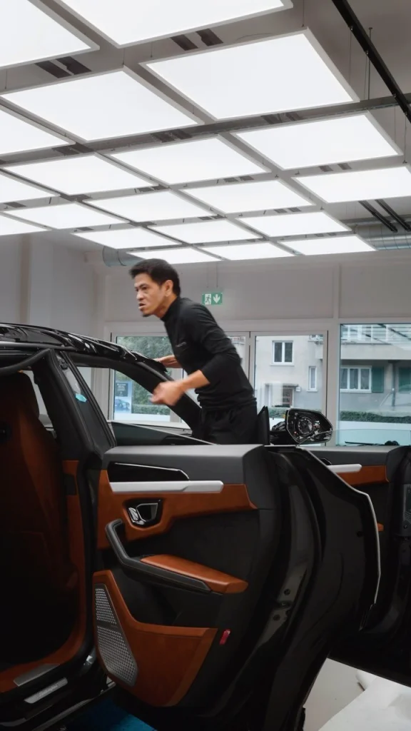 Lamborghini Urus: Time for a colour change