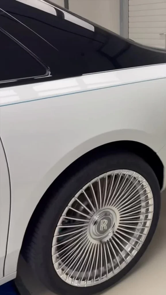 Rolls-Royce Ghost: PPF installation on a two-tone Ghost